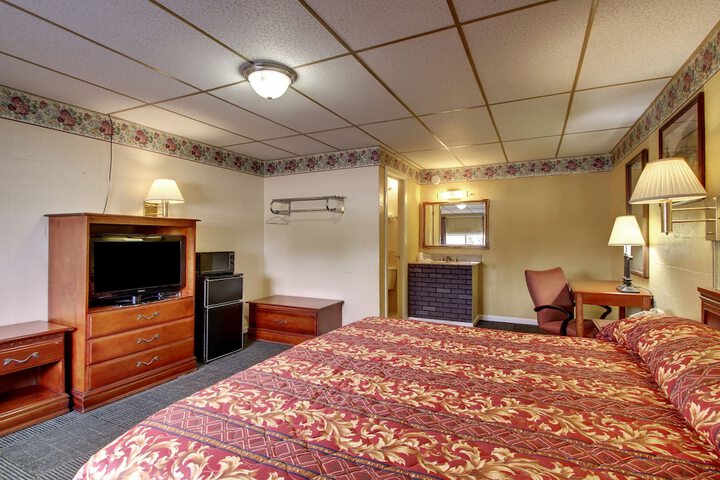 Room 14 of 21
