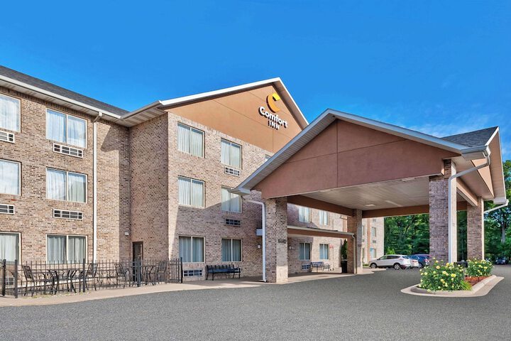 Hotel 2 of 23