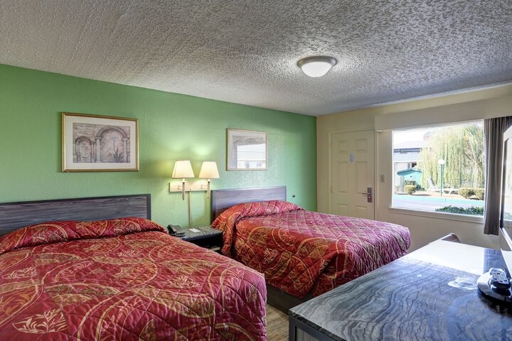 Room 19 of 25