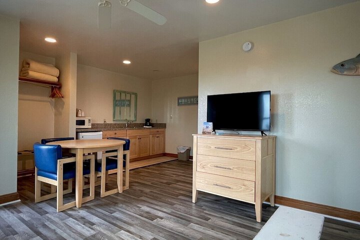 Pony Island Inn