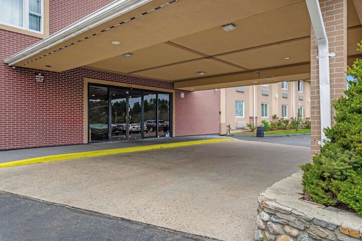 Hotel 9 of 33