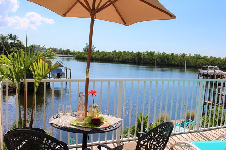 Latitude 26 Waterfront Boutique Resort - Bonita Springs