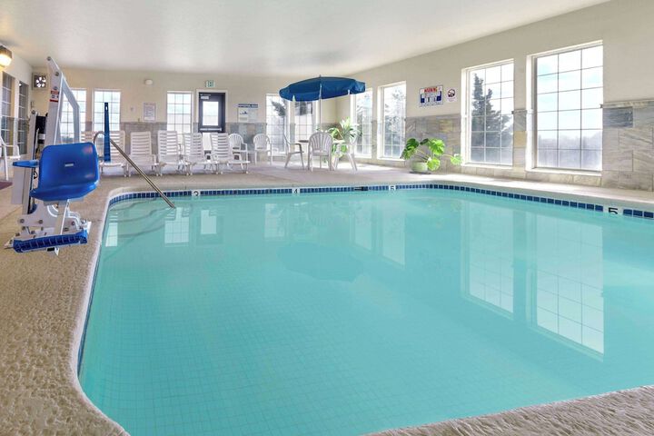 Pool 6 of 60