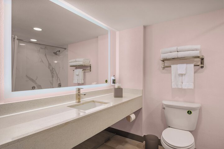 B & B Hotel Miami Airport