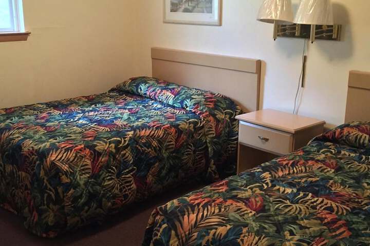 Room 29 of 53