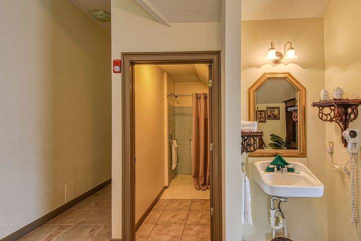 Room 20 of 81
