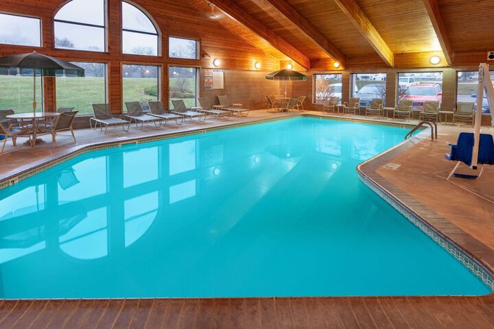 Pool 3 of 76